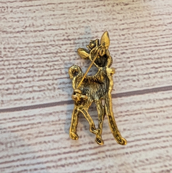 Christmas vintage/Retro holiday gemstone gold reindeer pin - Picture 3 of 5